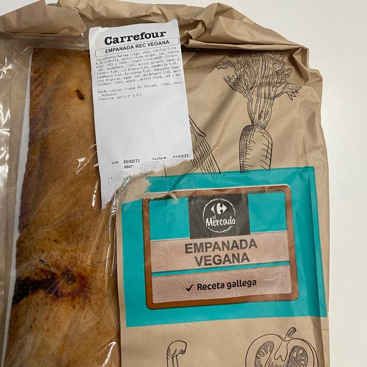 photo of Carrefour Empanada gallega vegana shared by @martinyague on  25 Feb 2023 - review