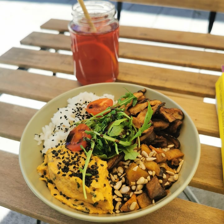 photo of Soul - Alimentação Saudável e do Bem (Vegan, Gluten Free and Brunch) bowl shared by @estelaoliveira on  07 Jul 2023 - review
