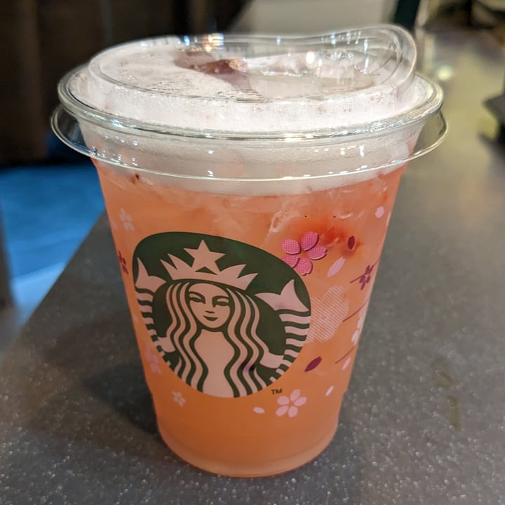 photo of Starbucks Strawberry Açaí with Lemonade shared by @akanksha-r on  11 Mar 2023 - review