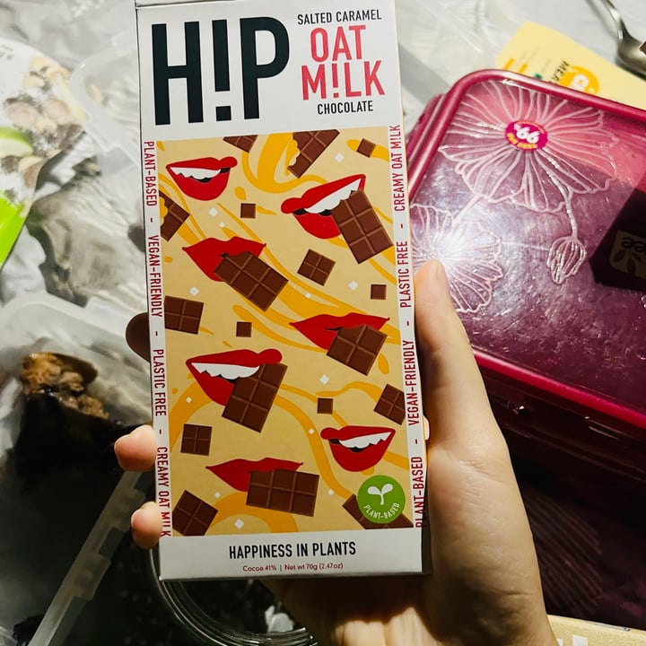 photo of HIP (H!P) Salted Caramel Oat M!lk Chocolate Bar shared by @consciouscookieee on  16 Apr 2023 - review