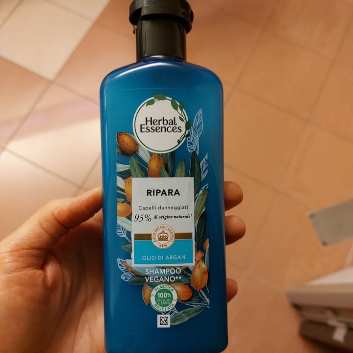 photo of Herbal Essences Herbal Essences - shampoo argan marocco oil shared by @gemmaviva on  03 Jan 2023 - review