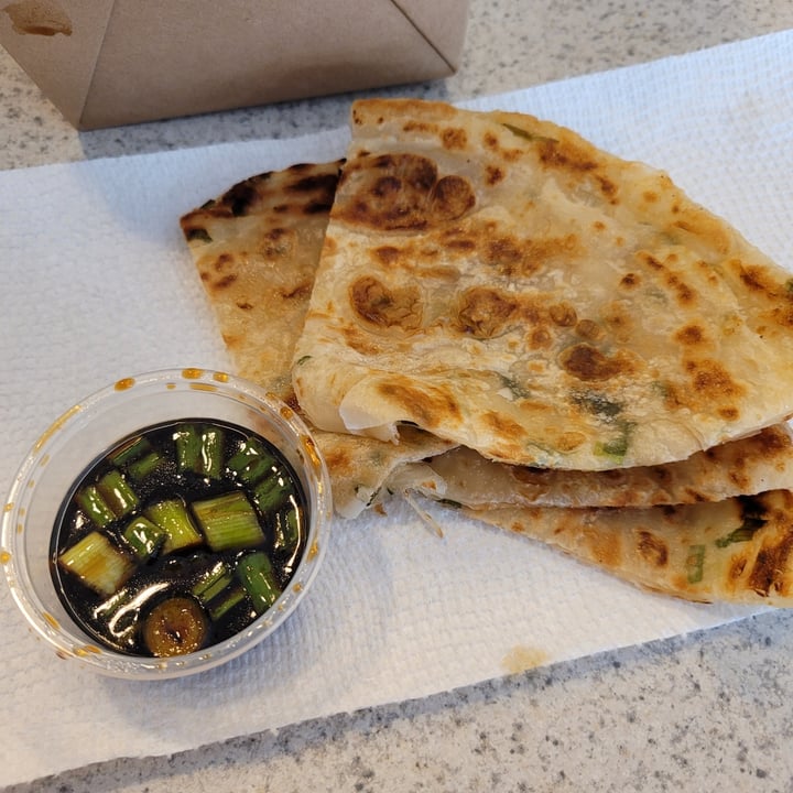 photo of Cha Community Green Onion Pancake shared by @strawberrycupcake on  30 May 2023 - review