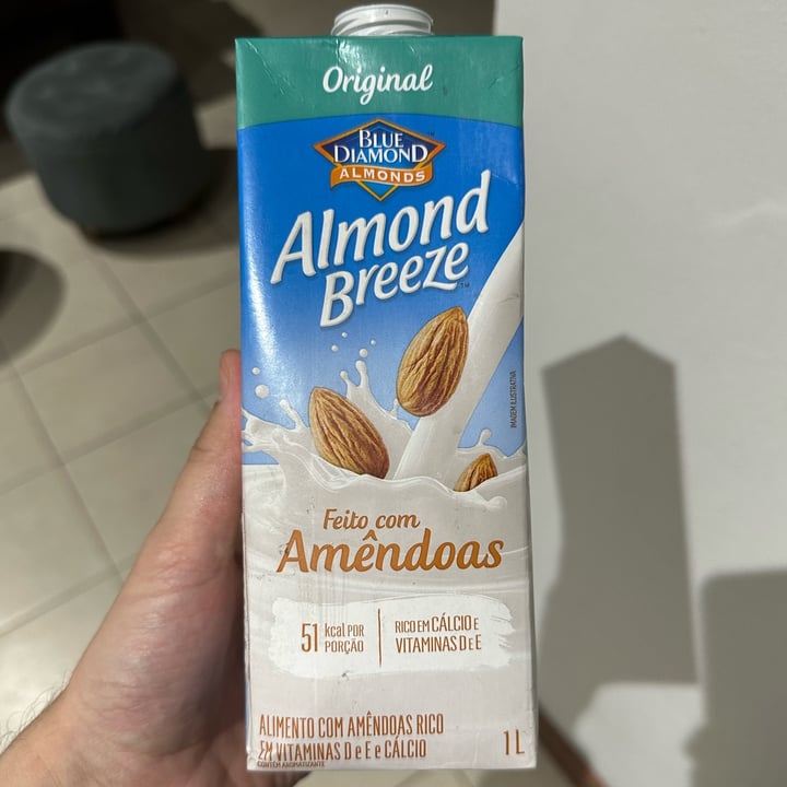 photo of Blue Diamond Almond Breeze shared by @emanuelo on  13 Apr 2023 - review