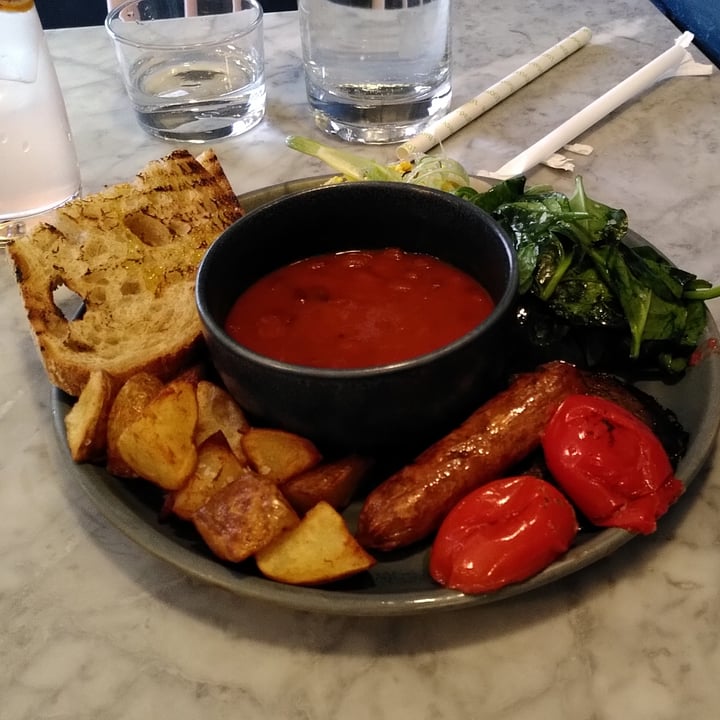 photo of Mildreds Soho Big Brunch Scrabble tofu shared by @youri on  01 Apr 2023 - review