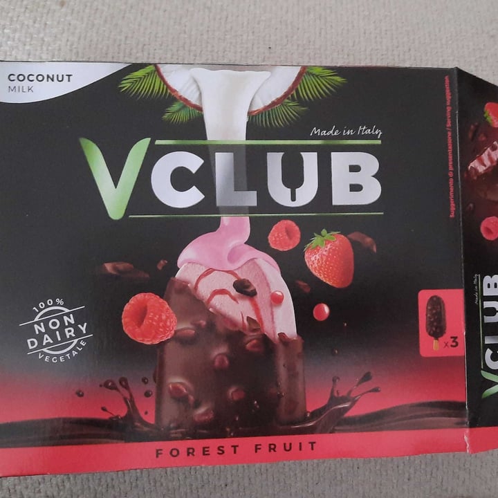 photo of VClub Forest Fruit Polo Bars shared by @pavopaprika on  04 Apr 2023 - review