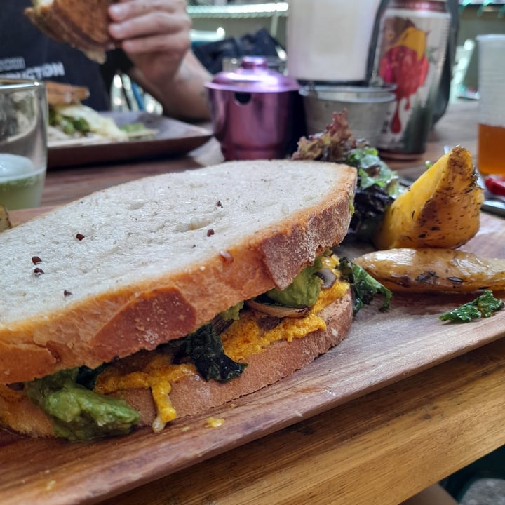 photo of Hierbabuena Vegan Sandwich shared by @lulitavegan on  25 Mar 2023 - review