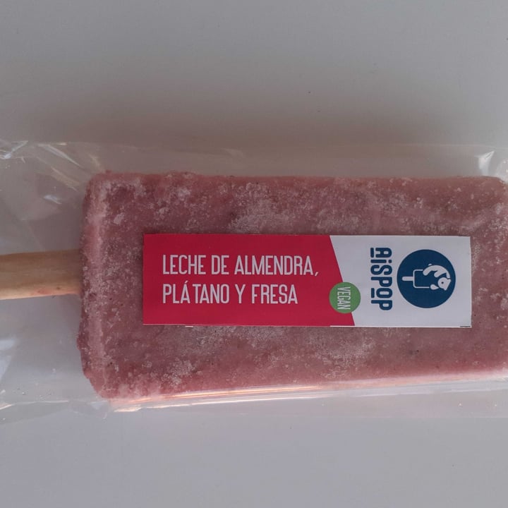 photo of V-PARADISE -vegan market- paleta leche de almendras con fresa y platano shared by @rammar on  03 May 2023 - review
