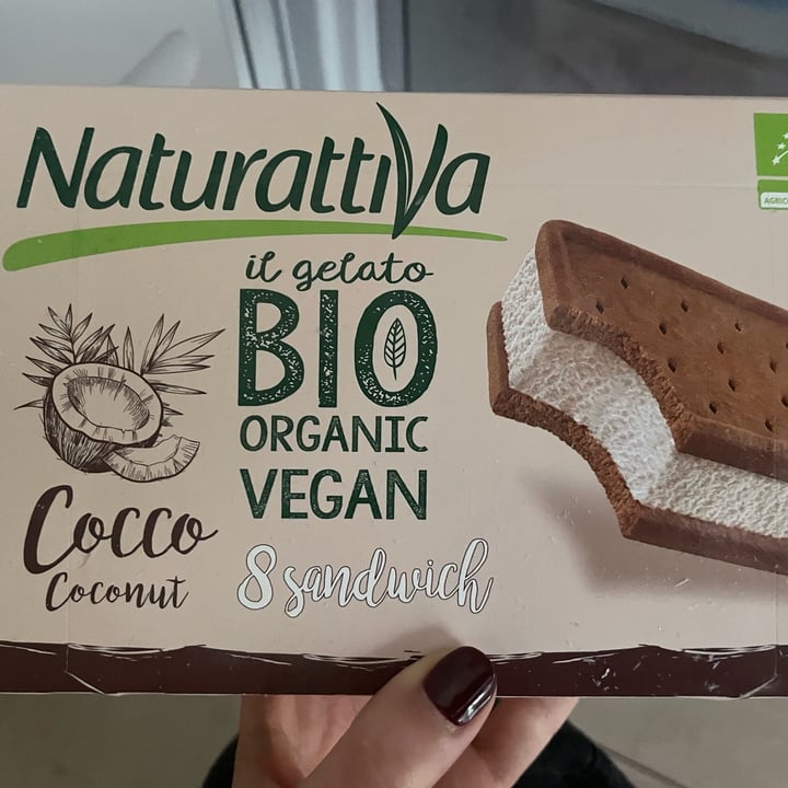 photo of Naturattiva Coconut Sandwich shared by @julietsacco on  22 May 2023 - review