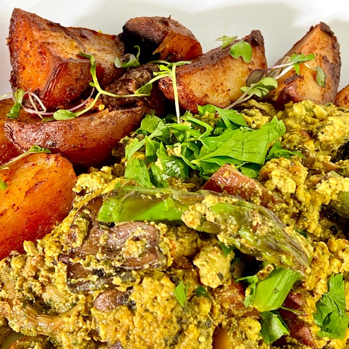 photo of The Sweet Hereafter Tofu Pesto Scramble shared by @pdxveg on  21 May 2023 - review
