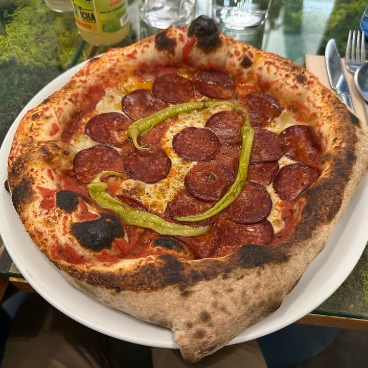 photo of Pizzi & Dixie Pizza pepperoni y piparras shared by @johnnycactus on  15 Apr 2023 - review
