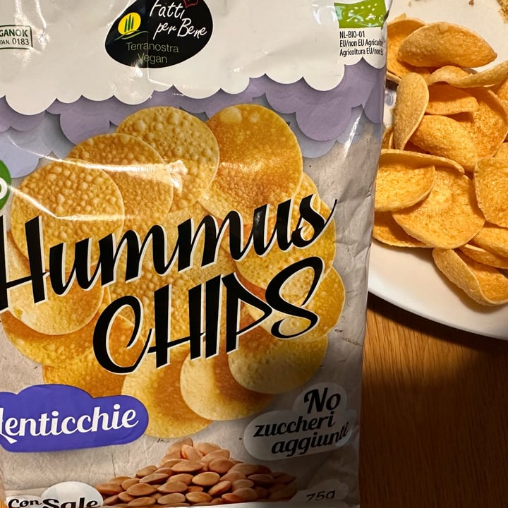 photo of Fatti per Bene Hummus Chips Lenticchie shared by @aquafaba89 on  08 Jan 2023 - review