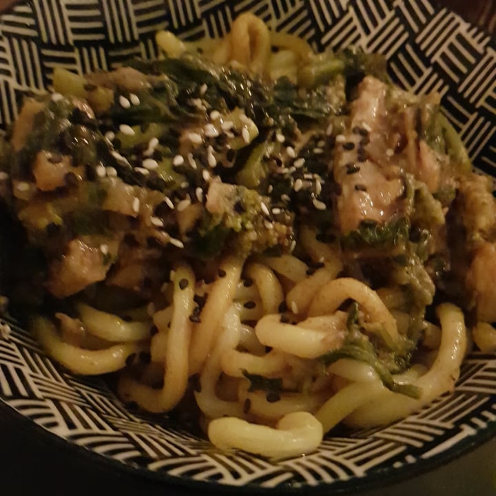 photo of Il Pangolino - Vegan Bistrot udon con verdure e burro di arachidi shared by @88sha on  25 Apr 2023 - review