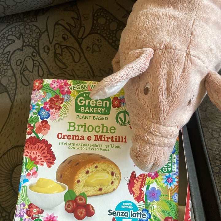 photo of italian green bakery Brioche Crema E Mirtilli shared by @scucivola on  12 Jul 2023 - review