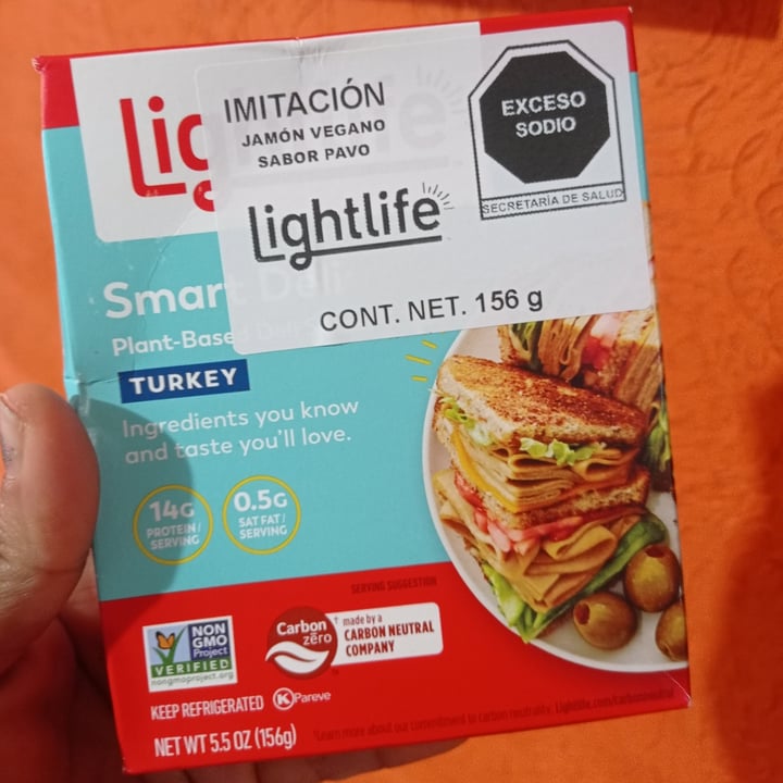 photo of Lightlife Plant-Based Turkey Deli Slices shared by @bettyska on  18 Feb 2023 - review