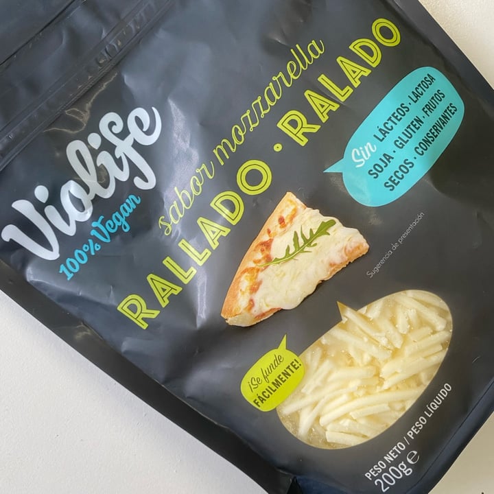 photo of Violife mozzarella grated shared by @martinyague on  29 Dec 2022 - review