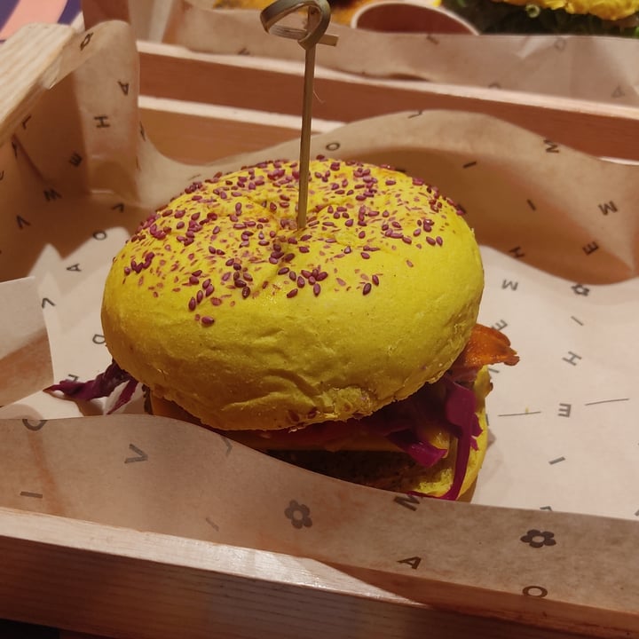 photo of Flower Burger barrow burger shared by @olgalo on  21 May 2023 - review
