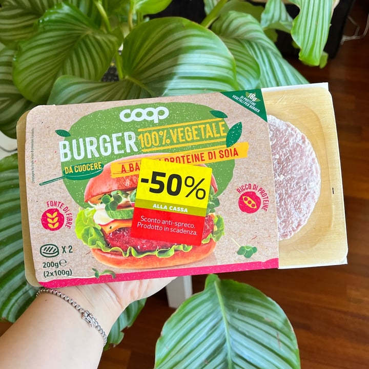 photo of Coop Burger 100% Vegetale shared by @ademarsi on  13 Jun 2023 - review