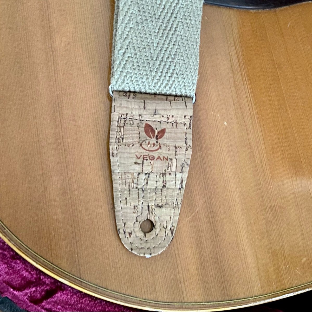 Levy’s Guitar straps Reviews abillion