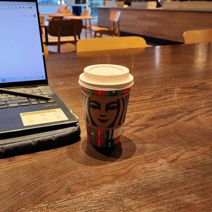 photo of Starbucks Brown Sugar Oat Americano shared by @naeemnedaee on  21 Jan 2023 - review