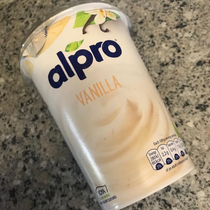 photo of Alpro Soy Yogurt Vanilla shared by @adarlingvegan on  12 Aug 2023 - review