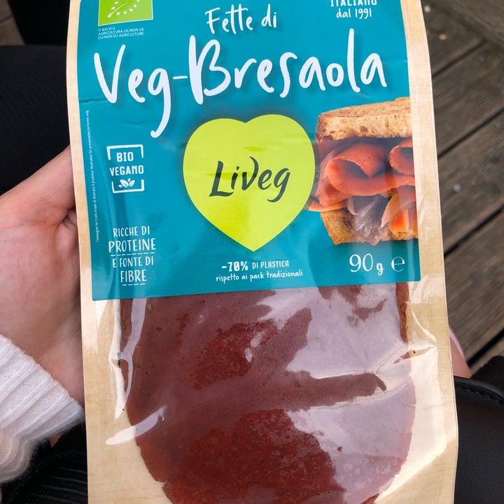 photo of Liveg Fette di veg-bresaola shared by @auroratufaro on  05 Jan 2023 - review