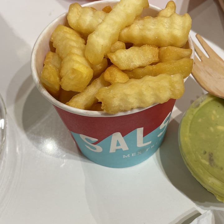 photo of Salsa's Fresh Mex Grill chips shared by @gayatri12 on  03 Jul 2023 - review