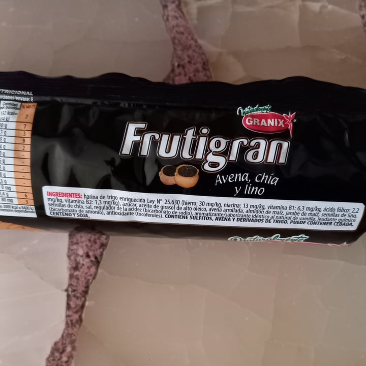 photo of Frutigran Frutigran Avena chía y lino shared by @-fa on  01 Apr 2023 - review