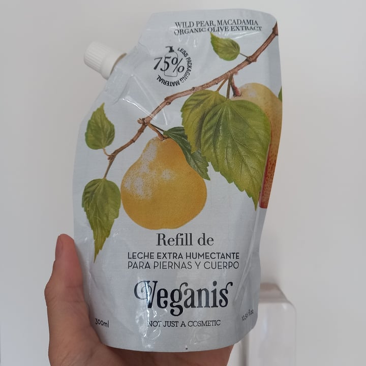 photo of Veganis LECHE EXTRA HUMECTANTE PARA PIERNAS Y CUERPO Pera Silvestre & Macadamia con extracto Orgánico de Oliva shared by @diecantero on  01 Jun 2023 - review