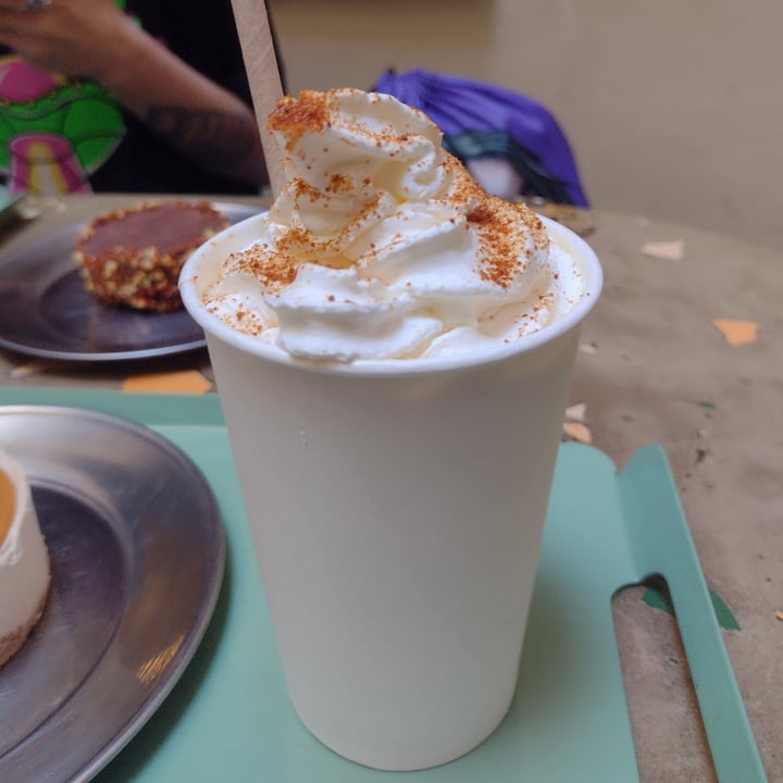 photo of Bioma plant based café Caramel macchiato shared by @spookycarol on  10 Apr 2023 - review