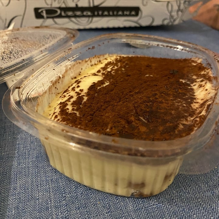 photo of You Pizza forno a legna tiramisù shared by @giuliaghil on  27 Mar 2023 - review