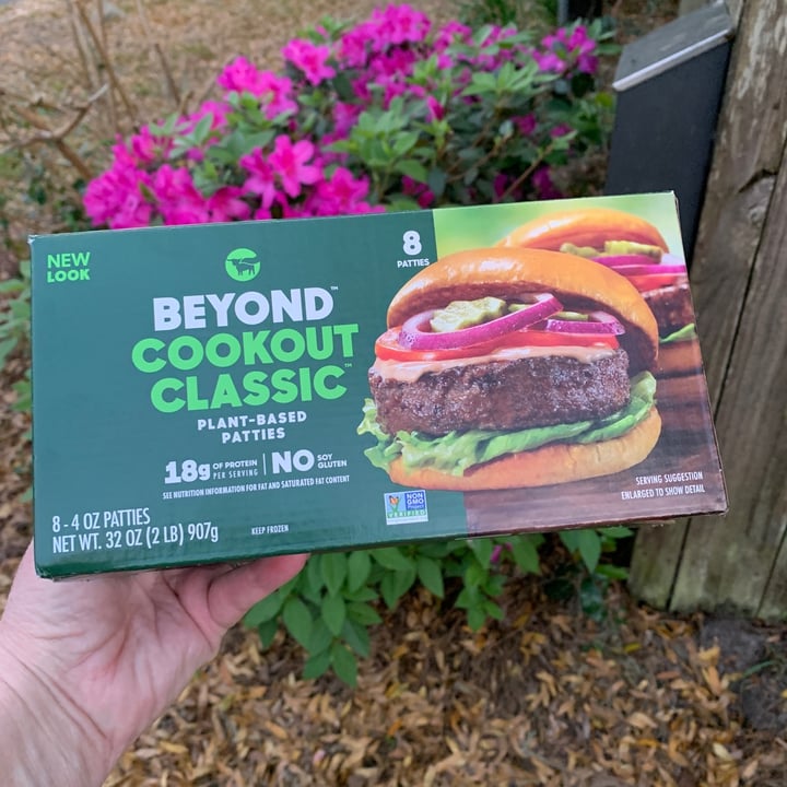 photo of Beyond Meat Beyond Meat Cookout Classic Plant-based Burger Patties shared by @onehungryvegan on  10 Mar 2023 - review