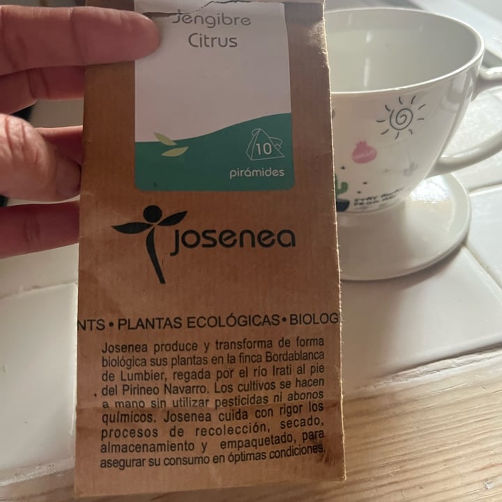 photo of Josenea Hierbas medicinales shared by @yulisrondon on  28 Apr 2023 - review