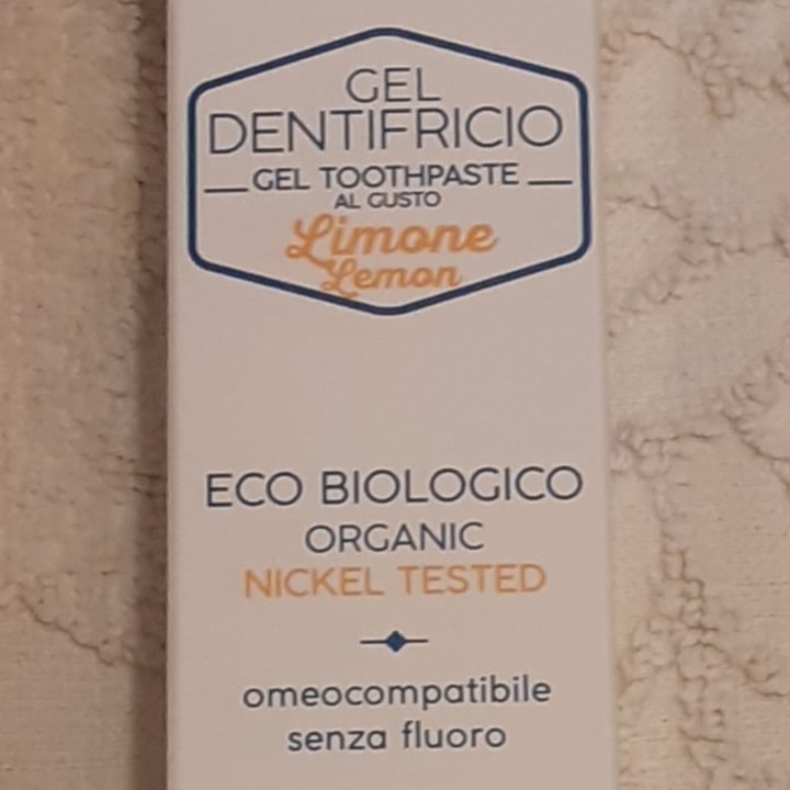 photo of Officina naturae Gel Dentifricio Limone shared by @cats-01 on  30 Jul 2023 - review