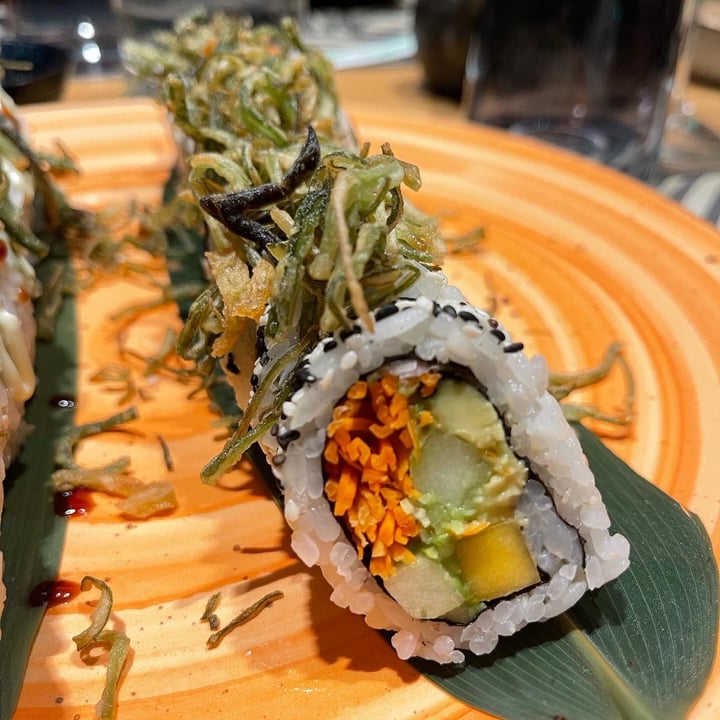 photo of Chevere. Sushi & Poke Sushi Veg shared by @vegania-plantbased on  25 Mar 2023 - review