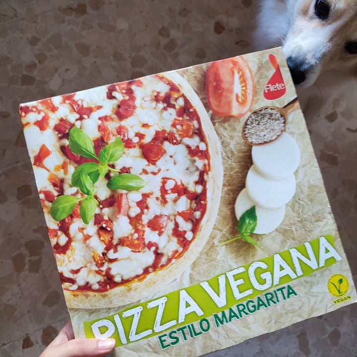 photo of Flete Pizza Vegana Estilo Margarita shared by @theandalusianqueer on  01 Jan 2023 - review