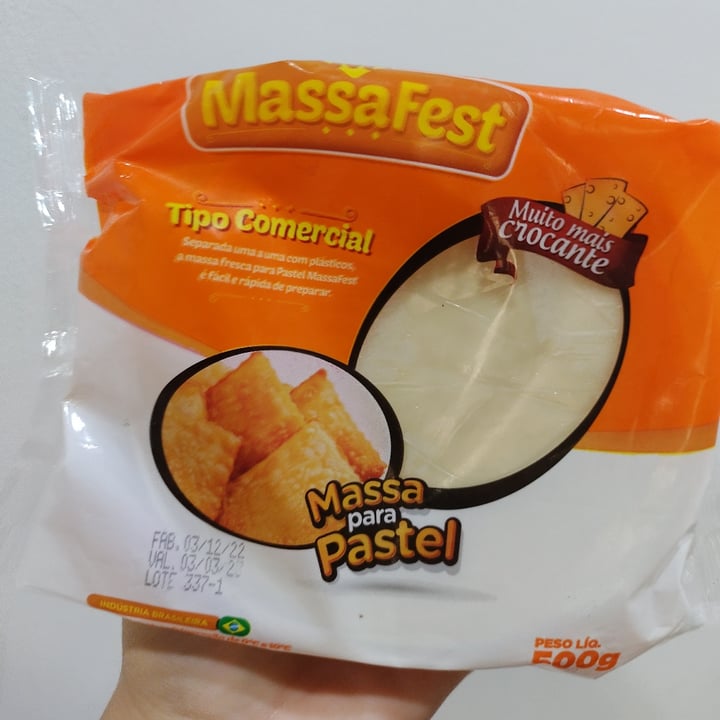 photo of Massa fest Massa Para Pastel Tipo Comercial shared by @justsomevegan on  15 Jan 2023 - review