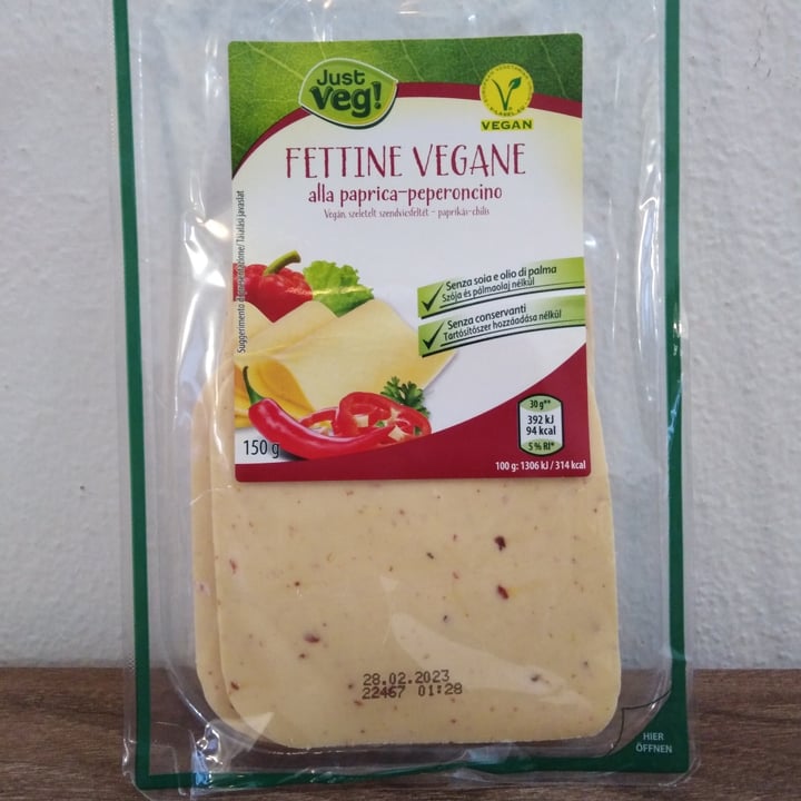photo of Just Veg! (ALDI Italy) fettine vegane alla paprica-peperoncino shared by @francescovegan on  28 Jan 2023 - review