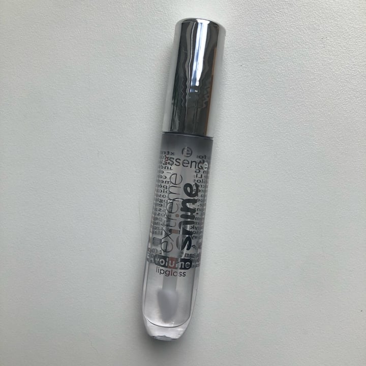 photo of Essence Cosmetics Extreme shine volume lipgloss 01 crystal clear shared by @marleen269 on  07 Aug 2023 - review