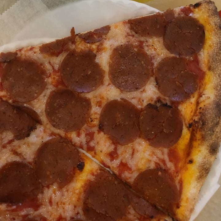 photo of Two Boots Vegan Pepperoni shared by @mariop13 on  16 May 2023 - review
