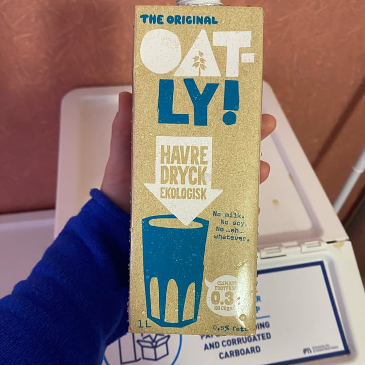 photo of Oatly Avena Avoine Bio shared by @liciaines on  23 Apr 2023 - review