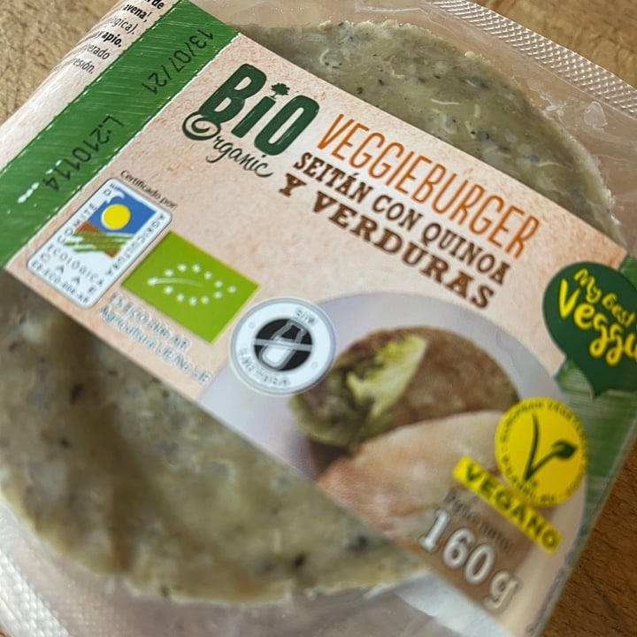 photo of My Best Veggie Bio veggieburger seitan con quinoa y verduras shared by @ansalvat on  10 Jan 2023 - review