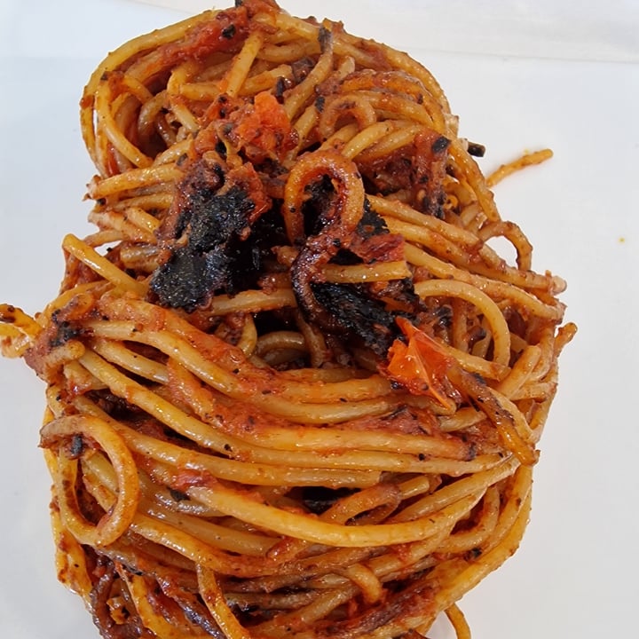 photo of Le 2 Aquile spaghetti all'assassina shared by @vegontour on  14 May 2023 - review