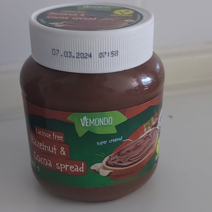 photo of Vemondo lactose free hazelnut & cocoa spread shared by @glioffi on  11 Feb 2023 - review
