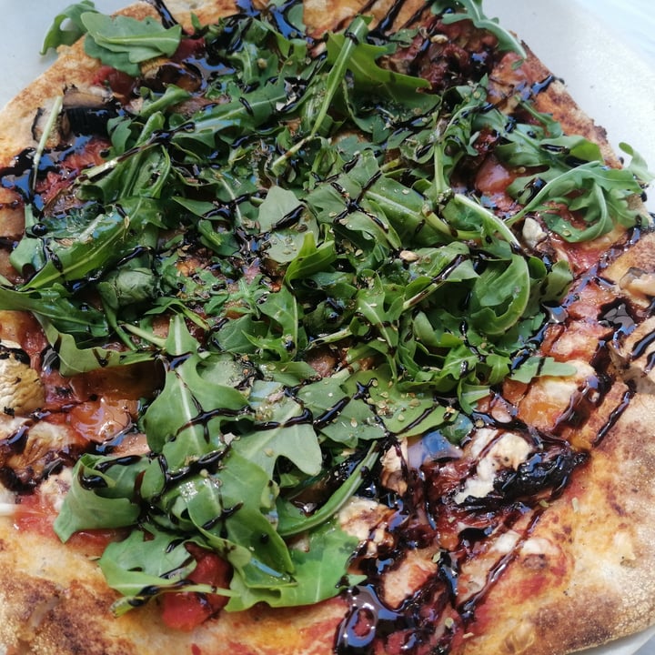 photo of Sebastião - Pizza, Pasta & Wine Pizza carochinha shared by @lepr on  06 Aug 2023 - review