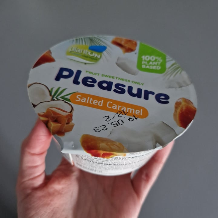 photo of Planton coconut vegangurt salted caramel shared by @eleveg98 on  10 May 2023 - review