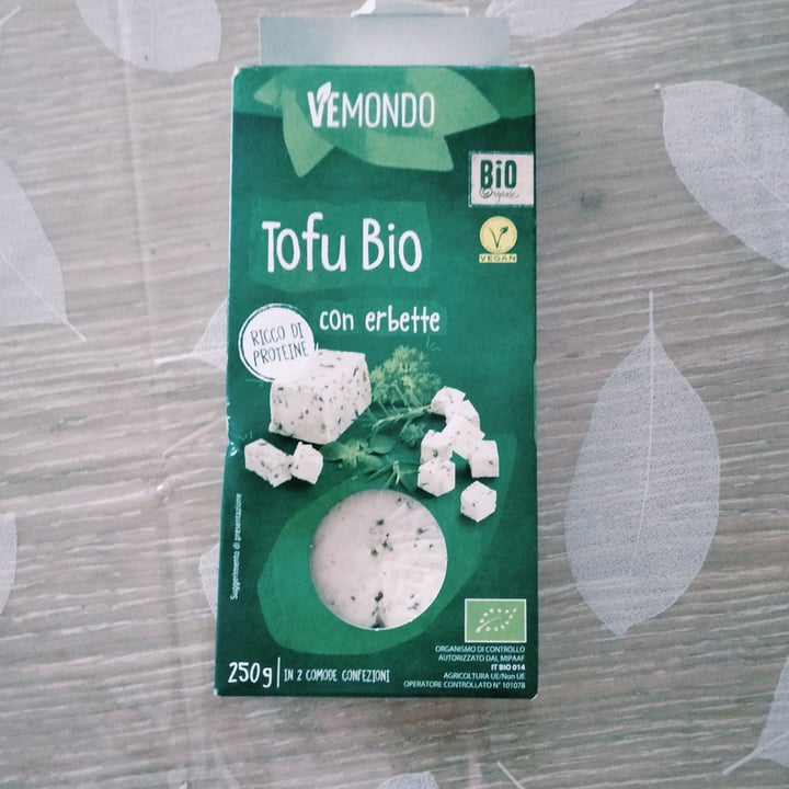 photo of Vemondo Tofu alle erbette shared by @ilariamende on  07 Apr 2023 - review