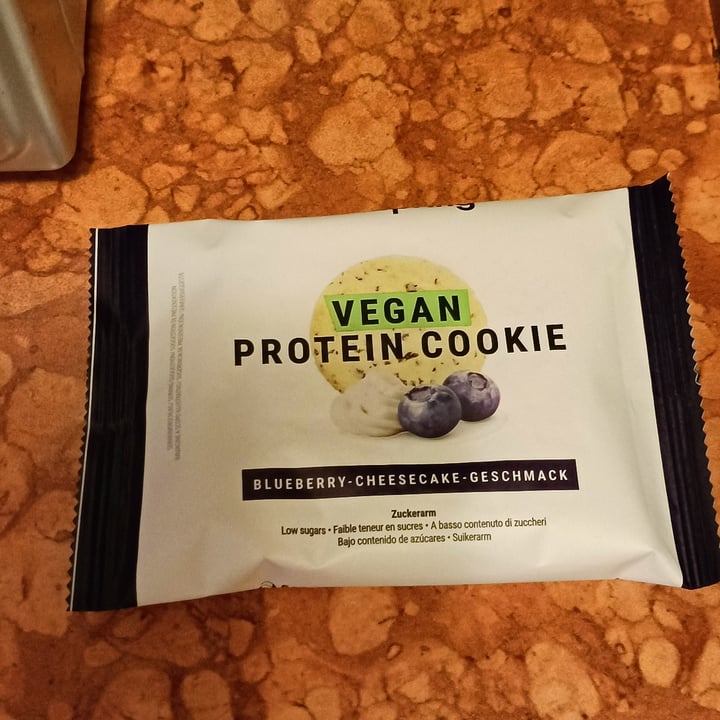 photo of Foodspring Vegan protein cookie - blueberry cheesecake flavour shared by @wonka on  31 May 2023 - review