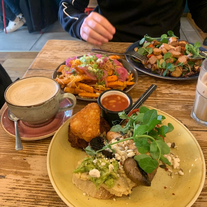 photo of Cafe 33 Vegan Hash shared by @miaparker02 on  27 Mar 2023 - review