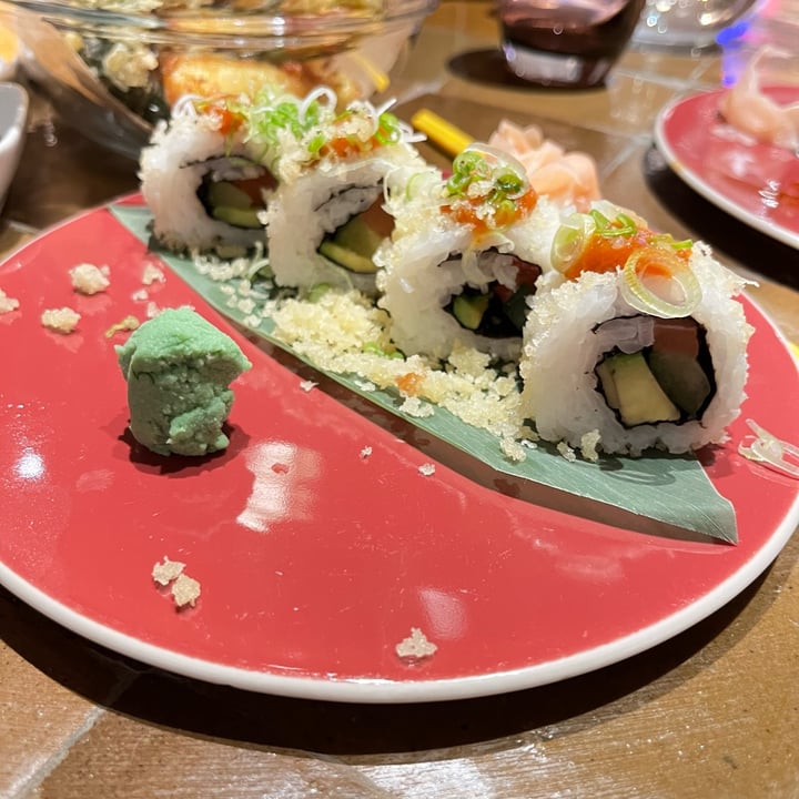 photo of 123V Crispy and spicy v-tuna rolls shared by @jessskh on  15 Mar 2023 - review