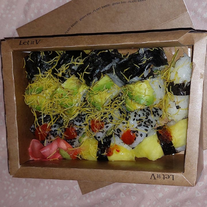 photo of Let it V - Vegan Sushi Tabla Hey Jude shared by @prilaveglia on  08 Feb 2023 - review